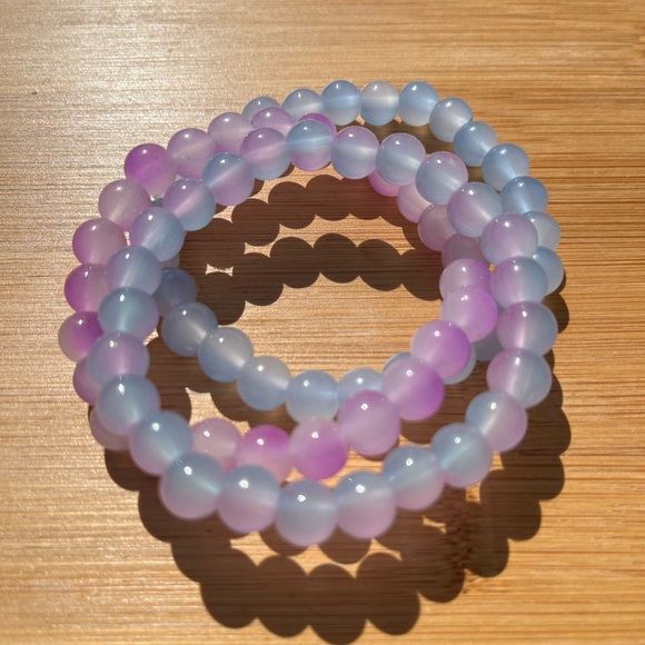 Hand Crafted Lavender and Light Blue Beaded Stretch Bracelet Set - Picture 5 of 9